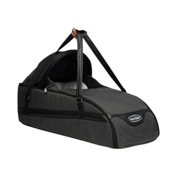 8.carry cot premium d.g